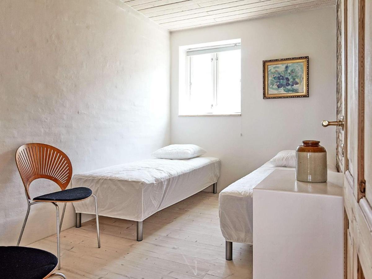 6 Person Holiday Home In Svaneke Bagian luar foto